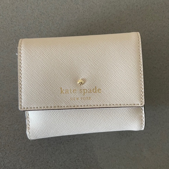 Kate Spade Wallet - Picture 1 of 4